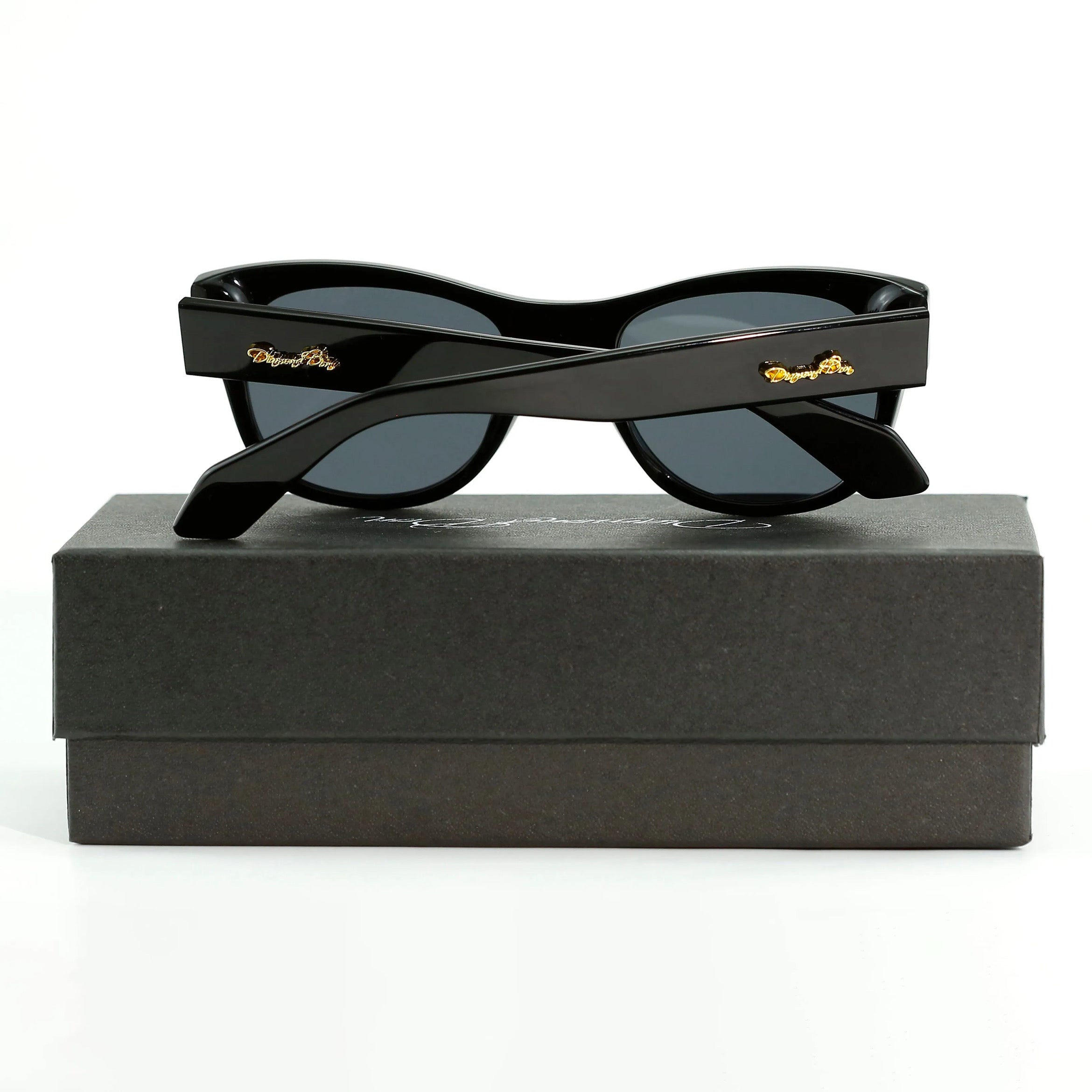 Diamond Donna 100% Italian acetate